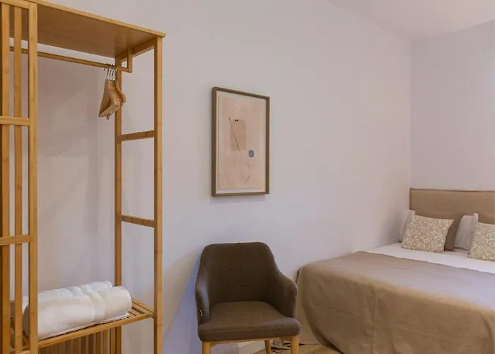 - Gracia 2-a * Barcelona